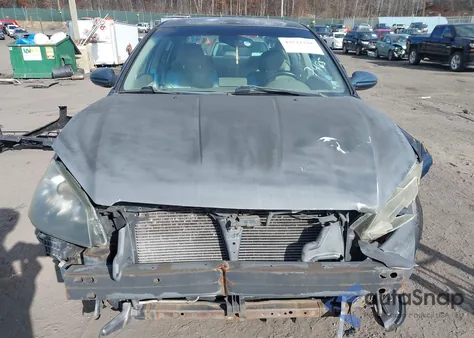 2005 Nissan Altima 2.5 S из США, поврежденный, VIN 1N4AL11E15C177485